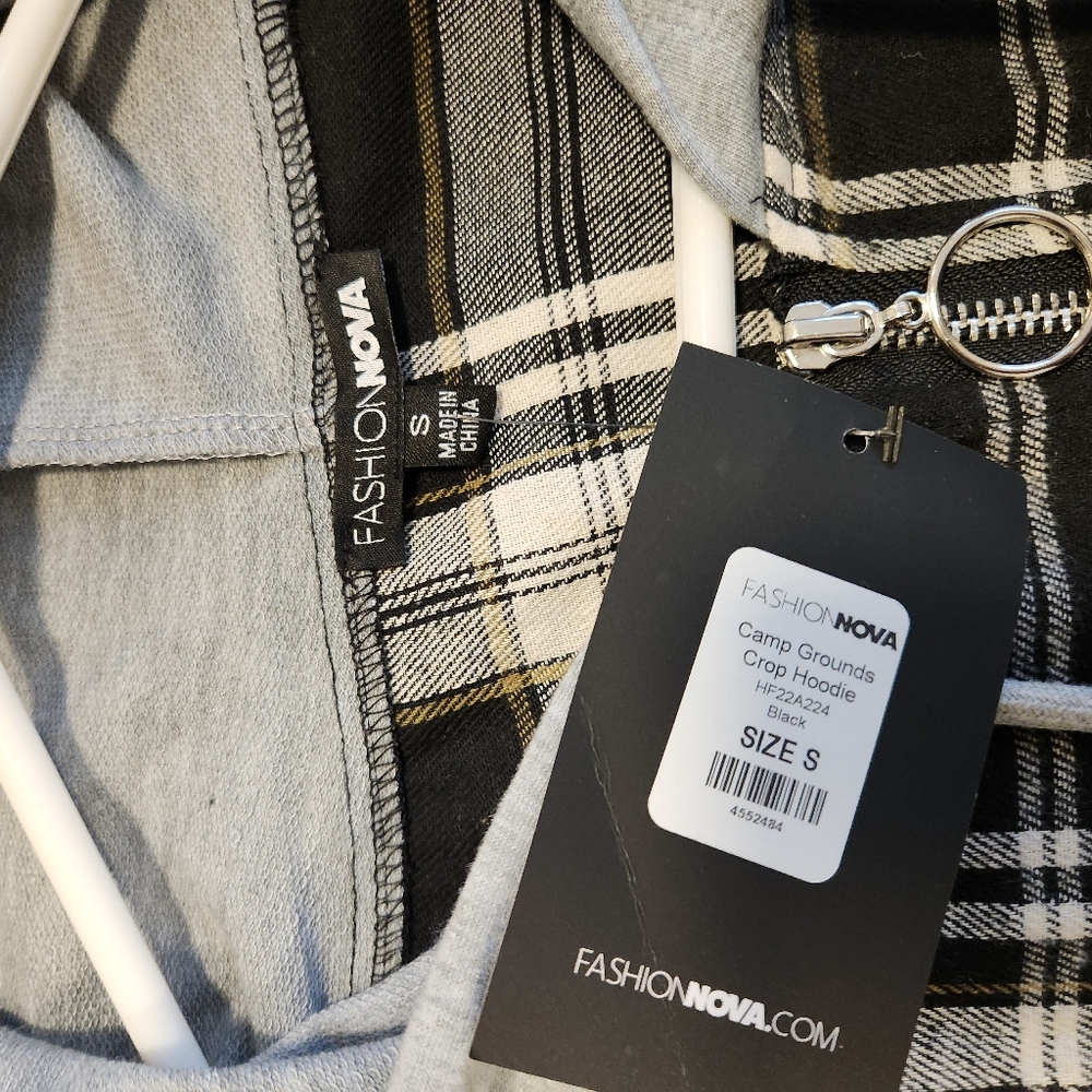 Cropped Jacket - Picture 2 of 3